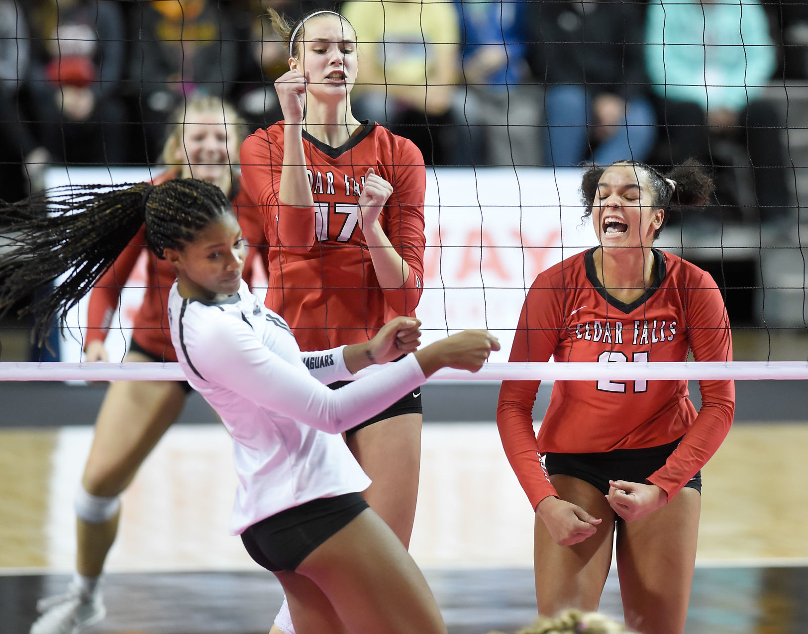 110918ho-cf-ankeny-vb-5
